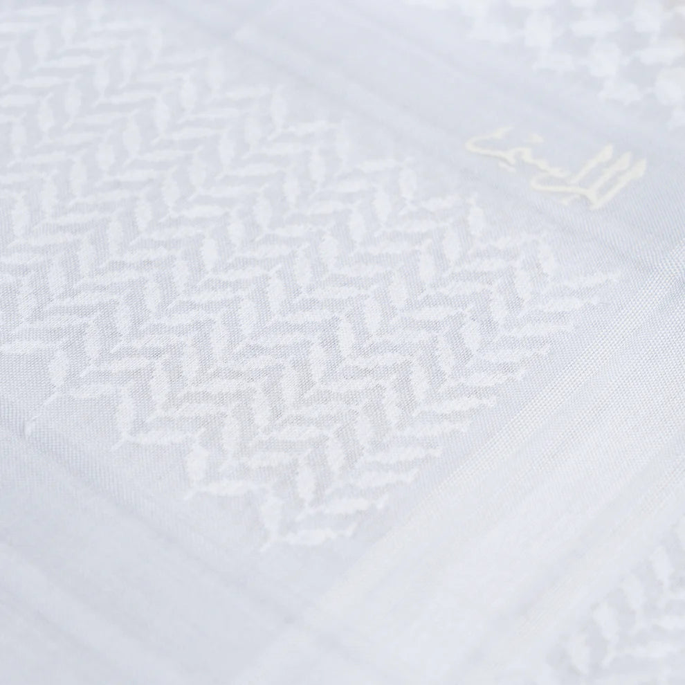 Classic Men’s White Shemagh