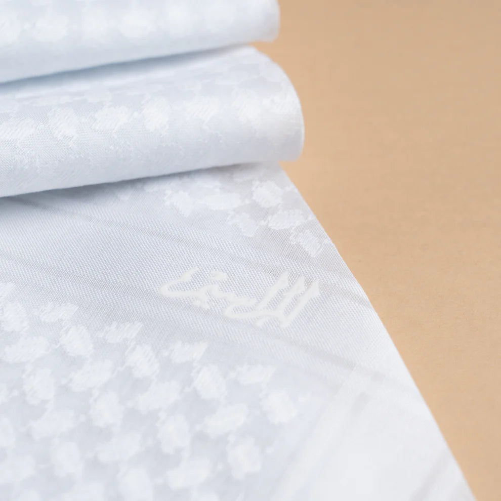 Elegant White Ghutra / Shemagh