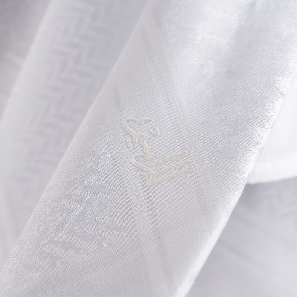 Classic Men’s White Shemagh