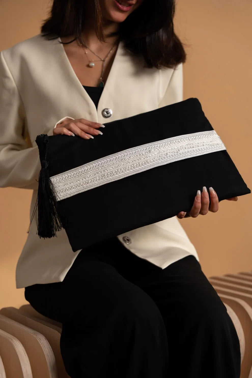 Turath Bag - Bisht